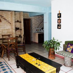 Eco Suites Uxlabil Guatemala City in Guatemala City, Guatemala from 82$, photos, reviews - zenhotels.com guestroom photo 3