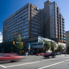 Отель Sandman Hotel Vancouver City Centre Канада, Ванкувер - отзывы, цены и фото номеров - забронировать отель Sandman Hotel Vancouver City Centre онлайн парковка