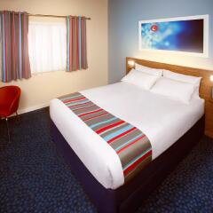 Отель Travelodge Manchester Central комната для гостей фото 2
