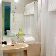 Rent A Home Lyon in Santiago, Chile from 228$, photos, reviews - zenhotels.com bathroom