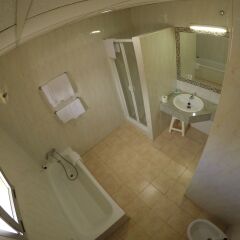 Отель Hostal La Casa de Enfrente ванная