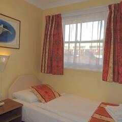 Dolphin Hotel детские мероприятия