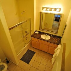 Отель Downtown LA Corporate Apartments США, Лос-Анджелес - отзывы, цены и фото номеров - забронировать отель Downtown LA Corporate Apartments онлайн ванная фото 2