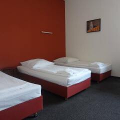 Hotel 103 комната для гостей
