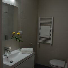 Отель Apartamenty Oxygen DeLux Польша, Варшава - отзывы, цены и фото номеров - забронировать отель Apartamenty Oxygen DeLux онлайн ванная фото 2