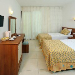 Oludeniz Beach Resort by Z Hotels in Fethiye, Turkiye from 136$, photos, reviews - zenhotels.com guestroom