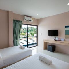 Отель JJ Residence Phuket Town удобства в номере