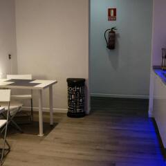 Отель Hostal Q Испания, Барселона - отзывы, цены и фото номеров - забронировать отель Hostal Q онлайн в номере