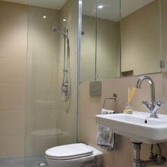 Отель 1 Bedroom Flat In New Cross Великобритания, Лондон - отзывы, цены и фото номеров - забронировать отель 1 Bedroom Flat In New Cross онлайн ванная