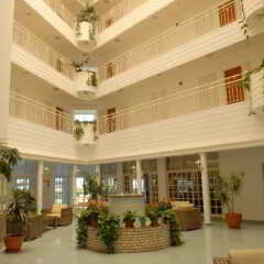 Maistrali Hotel Apts интерьер отеля