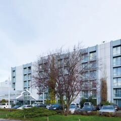 Leonardo Hotel Hannover Airport парковка