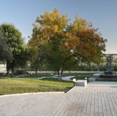 Ozerniy Hotel парковка