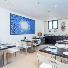 Avni Kensington Hotel развлечения