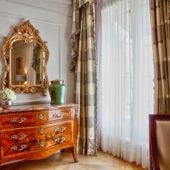 Four Seasons Hotel George V in Paris, France from 2981$, photos, reviews - zenhotels.com room amenities