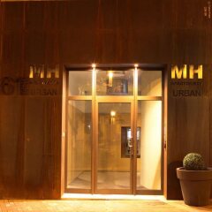 Отель MH Apartments Urban Испания, Барселона - 1 отзыв об отеле, цены и фото номеров - забронировать отель MH Apartments Urban онлайн бассейн фото 2