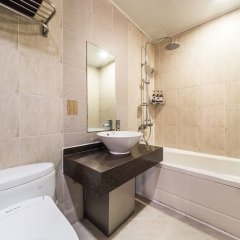 Chuncheon Sohsul Hotel in Chuncheon, South Korea from 106$, photos, reviews - zenhotels.com bathroom