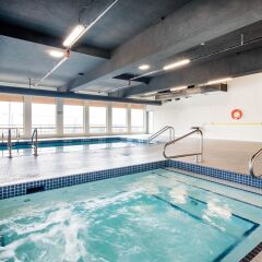 Отель Comfort Inn & Suites бассейн фото 2