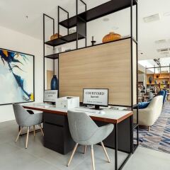 Отель Courtyard by Marriott Vilnius City Center удобства в номере фото 2