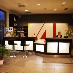 H+ Hotel 4 Youth Berlin Mitte гостиничный бар
