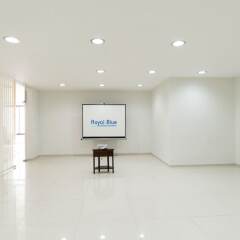 Royal Blue Hotel Paphos фото 4