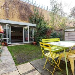 Отель Shepherd's Bush Hideaway