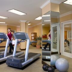 Отель Hyatt Regency Huntington Beach фитнесс-зал фото 4