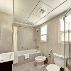 Отель Rayan Hotel Corniche ОАЭ, Шарджа - отзывы, цены и фото номеров - забронировать отель Rayan Hotel Corniche онлайн ванная