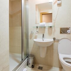 Отель Tulip Inn Putnik Belgrade ванная фото 2