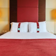 Отель Holiday Inn Sofia, an IHG Hotel Болгария, София - отзывы, цены и фото номеров - забронировать отель Holiday Inn Sofia, an IHG Hotel онлайн комната для гостей фото 4