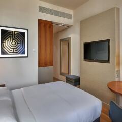 Отель Hilton Cologne комната для гостей фото 5