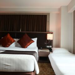 Отель Grand Swiss Sukhumvit 11 Бангкок комната для гостей фото 4