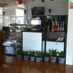 Отель Simple Life Talay & Divers Resort гостиничный бар