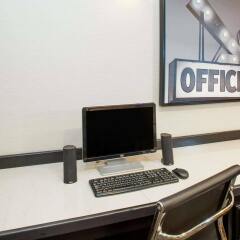 Отель Baymont Inn & Suites Jefferson City интерьер отеля фото 2