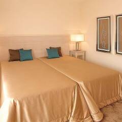 Апартаменты Amendoeira Golf Resort - Apartments and villas комната для гостей фото 6