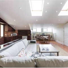 Апартаменты Briz Na Ostrove Apartments Калининград комната для гостей