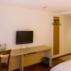 Отель Motel Shanghai West Gaoke Road New International Expo Centre удобства в номере фото 2