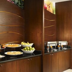Отель Fairfield Inn by Marriott Los Cabos Мексика, Кабо-Сан-Лукас - отзывы, цены и фото номеров - забронировать отель Fairfield Inn by Marriott Los Cabos онлайн питание фото 3