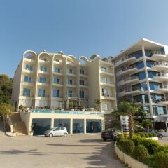 Hotel Oasis парковка