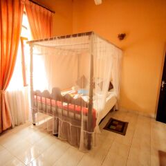 Отель Frangipani Motel Галле комната для гостей фото 2