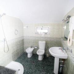 Отель Akropoli Hotel Албания, Голем - отзывы, цены и фото номеров - забронировать отель Akropoli Hotel онлайн ванная фото 2