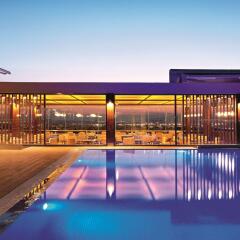 Отель Wyndham Grand Athens Греция, Афины - 1 отзыв об отеле, цены и фото номеров - забронировать отель Wyndham Grand Athens онлайн бассейн фото 2