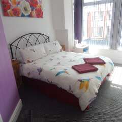 Отель Llanryan Guest House комната для гостей
