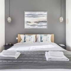 Отель Luxurious Getaway Right Across City Walk Mall Дубай комната для гостей фото 5