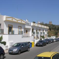 Hotel Louro парковка