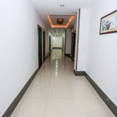 Zhengfei Hostel интерьер отеля