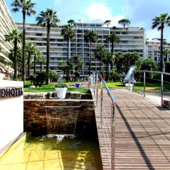 Le Grand Hotel Cannes Канны приотельная территория фото 2