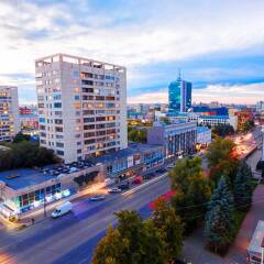 Апартаменты InnHome Apartments - Revolution Square балкон