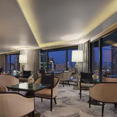 Royal Orchid Sheraton Hotel & Towers интерьер отеля фото 3