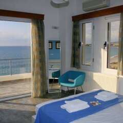 Отель Blue Coral Beach Villas комната для гостей фото 2