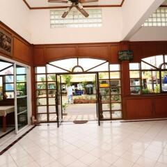 Отель Paknampran Hotel Таиланд, Пак-Нам-Пран - отзывы, цены и фото номеров - забронировать отель Paknampran Hotel онлайн интерьер отеля